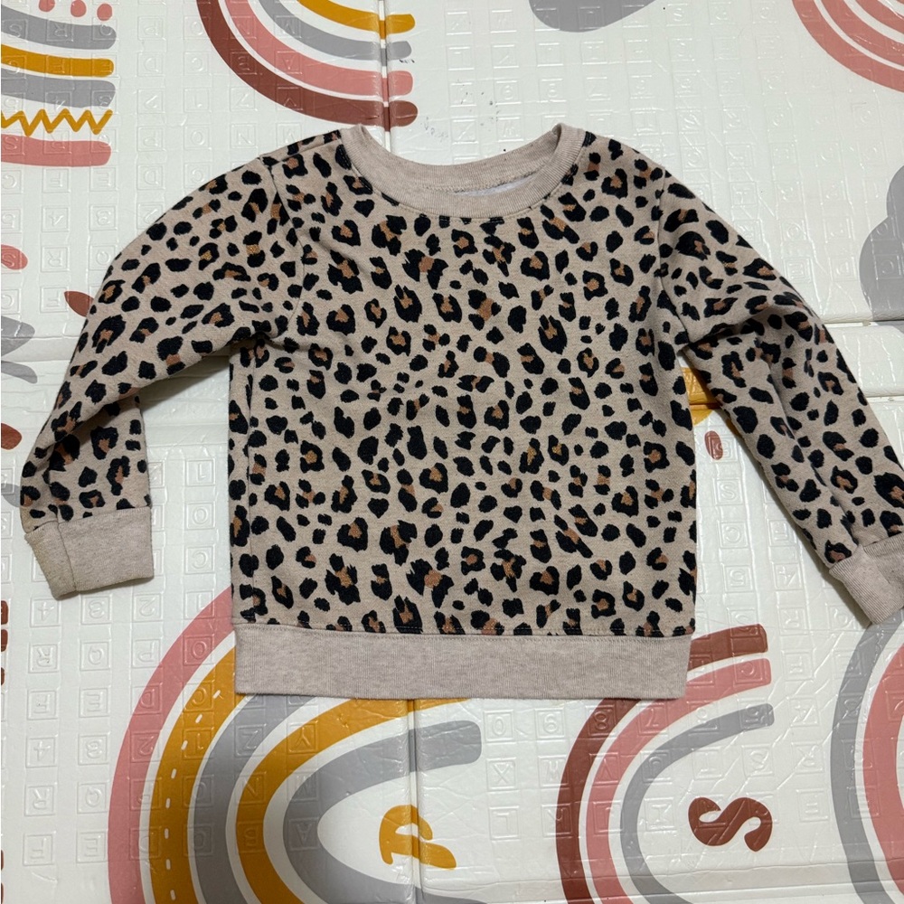 2T Winter Collection - Picture 3 of 10